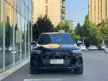 2024 Audi SQ7 с пробегом 1 200 км