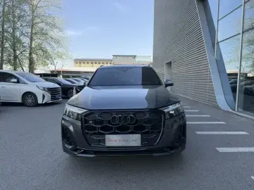 2024 Audi SQ7 с пробегом 29 000 км
