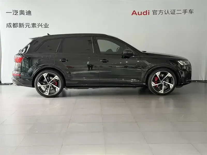 2024 Audi SQ7 с пробегом 48 400 км
