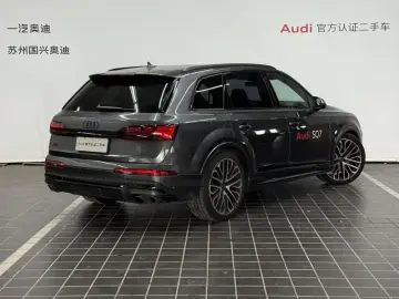 2024 Audi SQ7 с пробегом 5 000 км