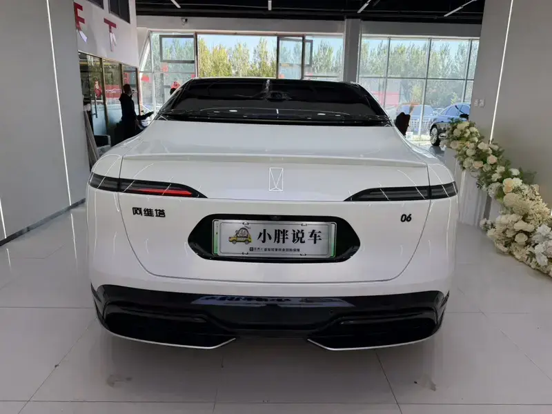 2025 Avatr 06 с пробегом 14 000 км