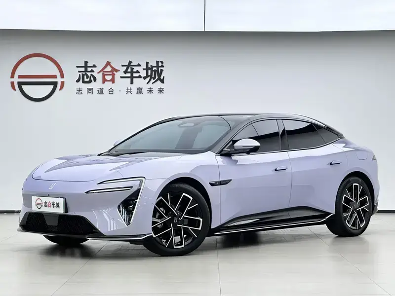 2025 Avatr 06 с пробегом 26 000 км