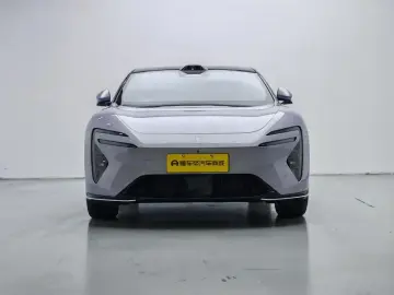 2025 Avatr 06 с пробегом 4 300 км