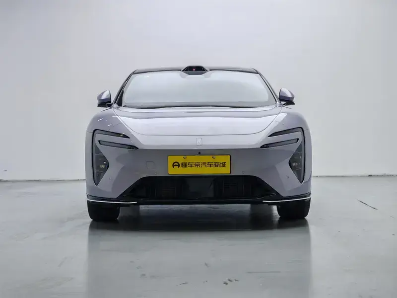 2025 Avatr 06 с пробегом 4 300 км