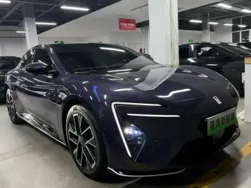 2025 Avatr 06 с пробегом 32 000 км