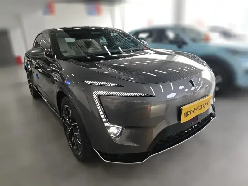 2024 Avatr 11 с пробегом 26 900 км