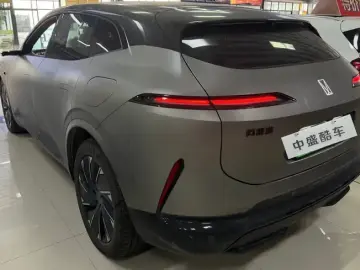2024 Avatr 07 с пробегом 13 200 км