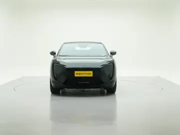 2025 Avatr 11 с пробегом 100 км
