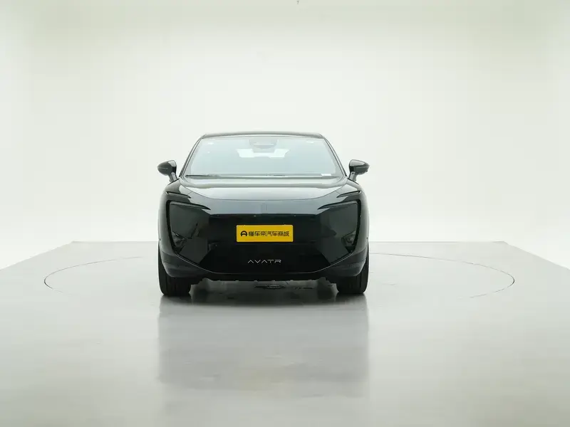 2025 Avatr 11 с пробегом 100 км