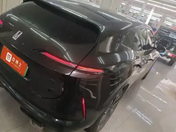 2024 Avatr 07 с пробегом 21 000 км