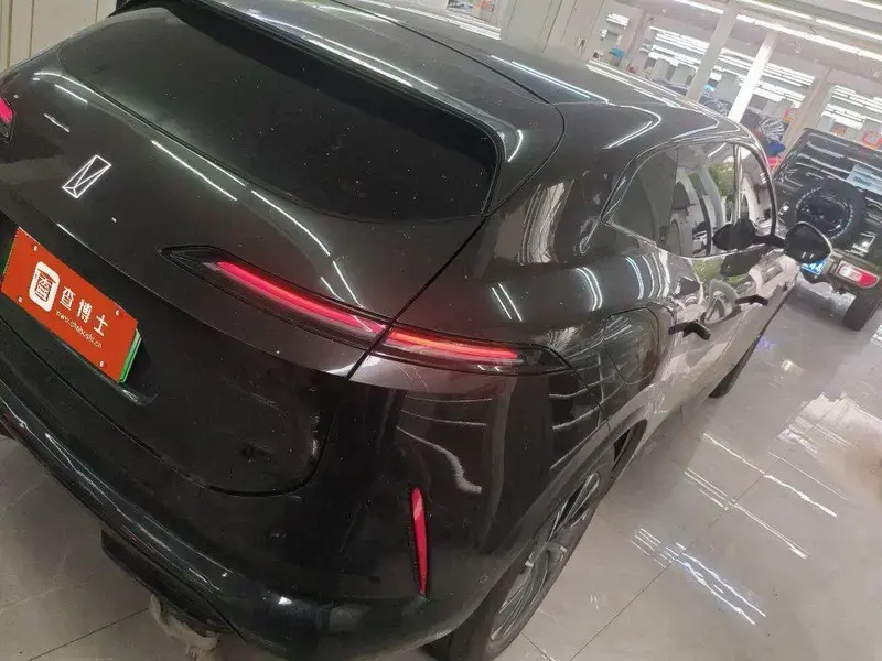 2024 Avatr 07 с пробегом 21 000 км