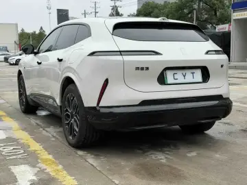 2026 Avatr 07 с пробегом 18 000 км