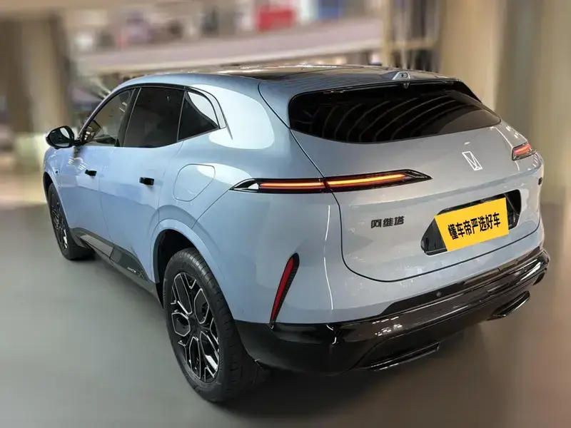 2026 Avatr 07 с пробегом 18 300 км