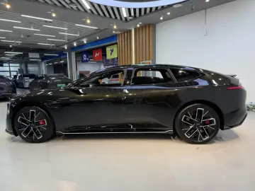 2024 Avatr 12 с пробегом 24 000 км