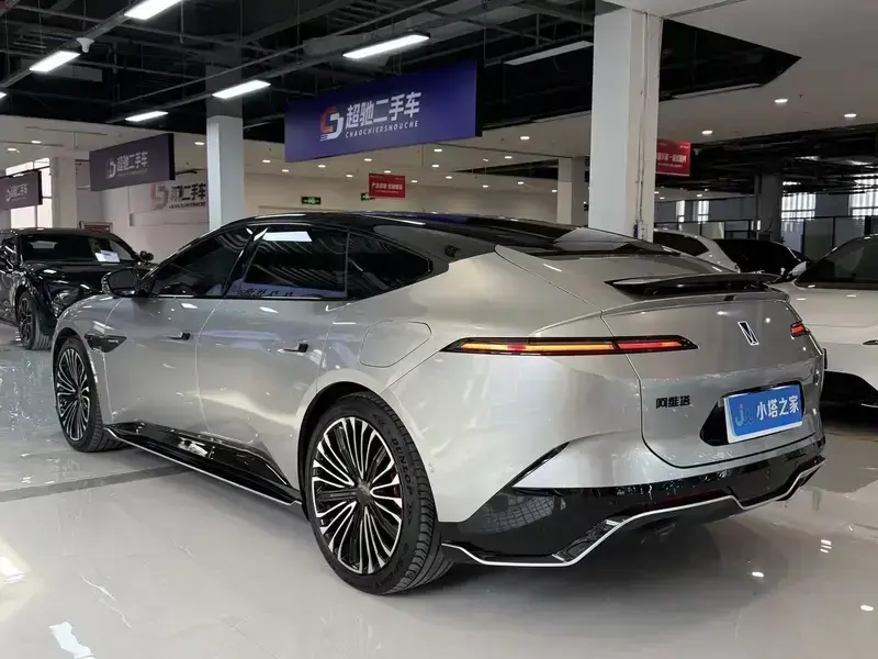2026 Avatr 12 с пробегом 11 000 км