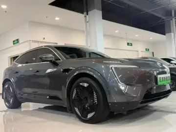 2022 Avatr 11 с пробегом 21 000 км