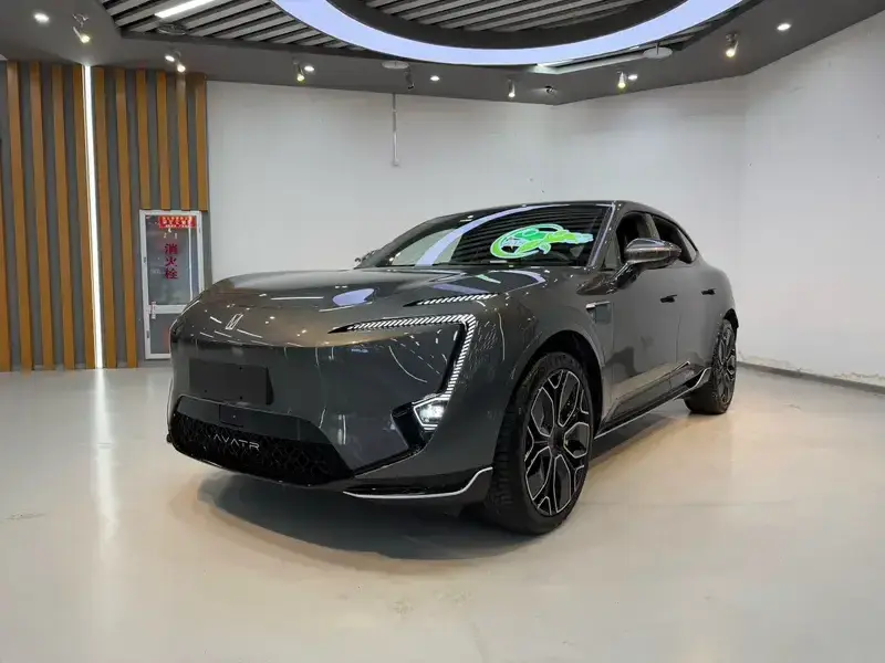 2025 Avatr 11 с пробегом 5 400 км