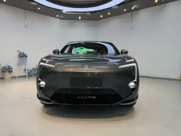 2025 Avatr 11 с пробегом 5 400 км