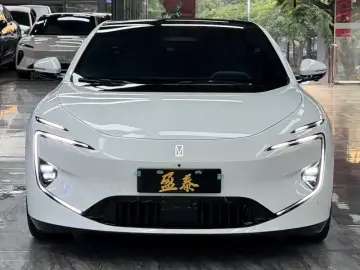 2024 Avatr 12 с пробегом 35 000 км