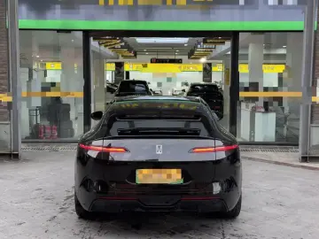 2025 Avatr 12 с пробегом 51 800 км