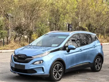 BAIC EX3