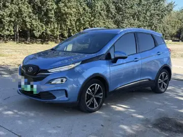BAIC EX3