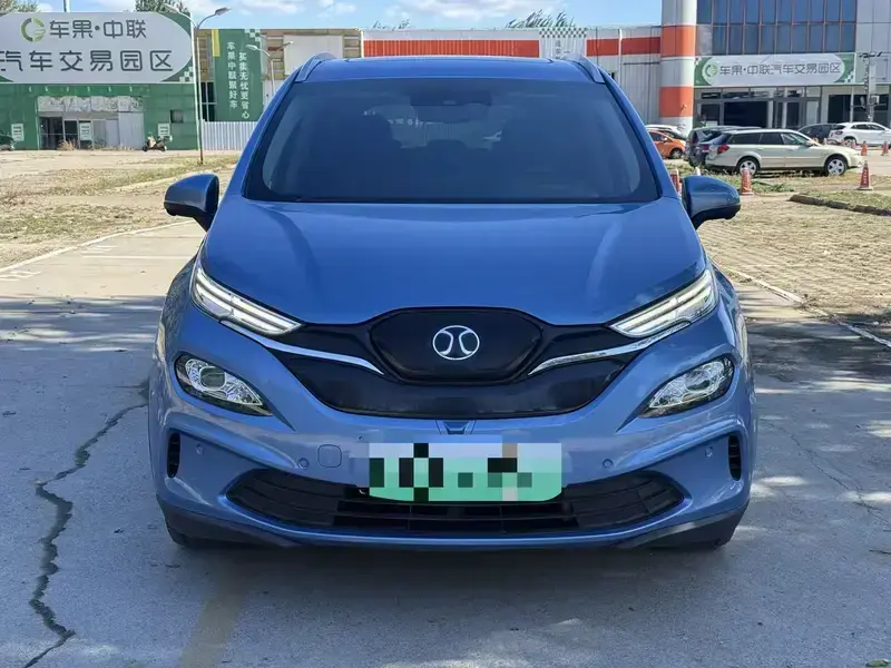 2019 BAIC EX3 с пробегом 68 000 км