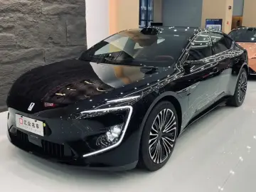 2026 Avatr 12 с пробегом 100 км