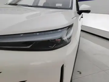 2023 BAIC X7 с пробегом 25 000 км