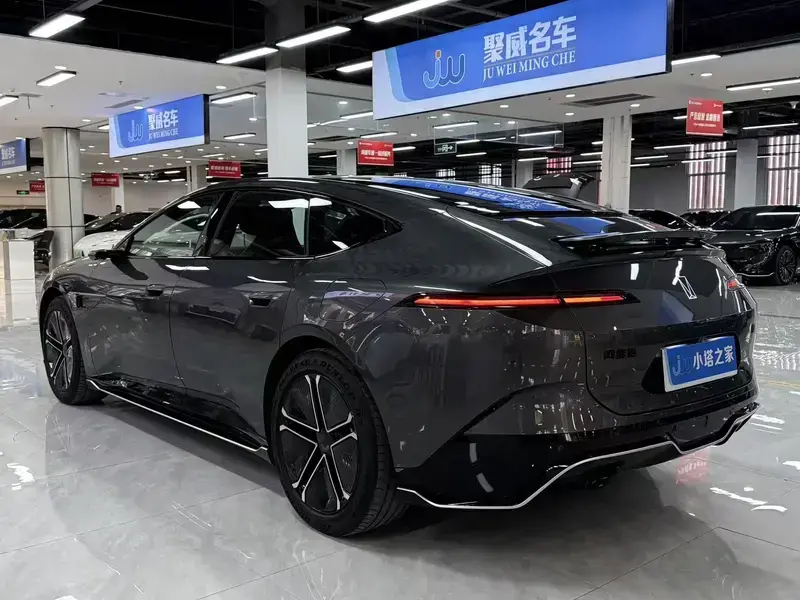 2026 Avatr 12 с пробегом 6 500 км