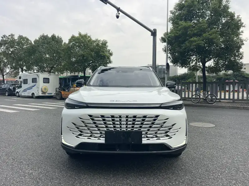 2023 BAIC X7 с пробегом 48 000 км