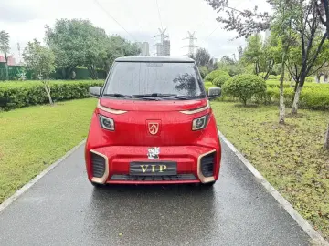 2020 Baojun E200 с пробегом 24 000 км