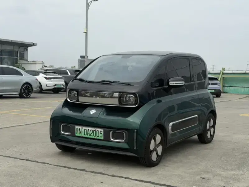 2022 Baojun Kiwi EV с пробегом 65 000 км