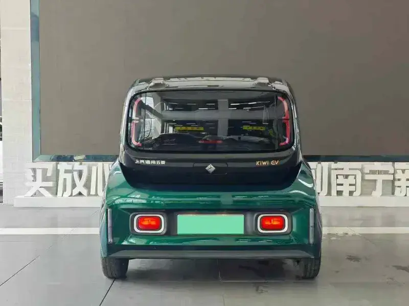 2022 Baojun Kiwi EV с пробегом 25 800 км