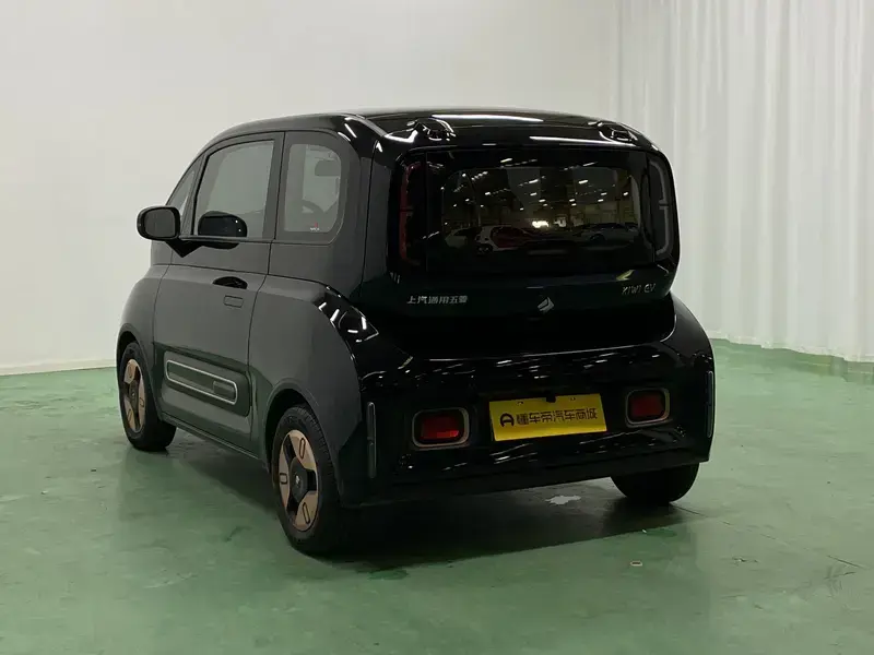 2021 Baojun Kiwi EV с пробегом 31 100 км