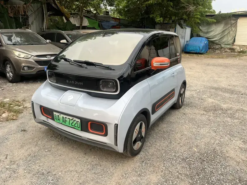 2022 Baojun Kiwi EV с пробегом 72 000 км