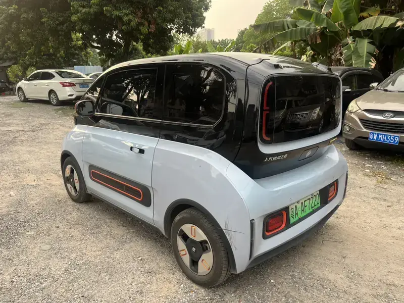 2022 Baojun Kiwi EV с пробегом 72 000 км