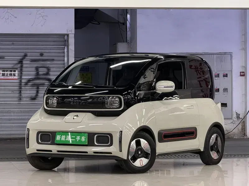 2022 Baojun Kiwi EV с пробегом 85 000 км