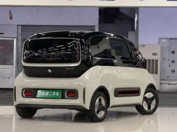 2022 Baojun Kiwi EV с пробегом 85 000 км