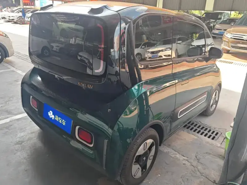 2023 Baojun Kiwi EV с пробегом 20 000 км