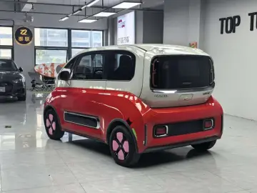 2023 Baojun Kiwi EV с пробегом 33 000 км