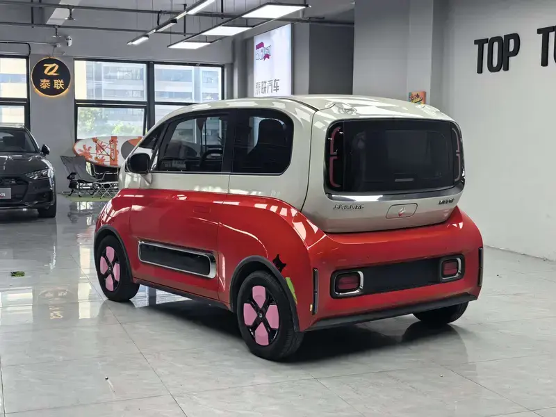 2023 Baojun Kiwi EV с пробегом 33 000 км