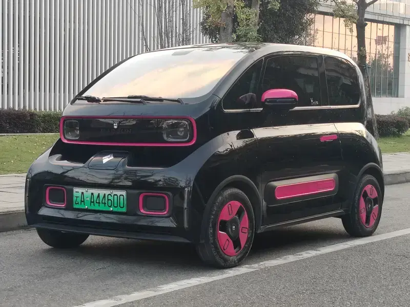 2021 Baojun Kiwi EV с пробегом 50 000 км