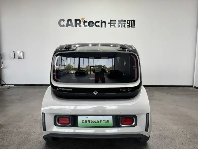 2022 Baojun Kiwi EV с пробегом 69 800 км