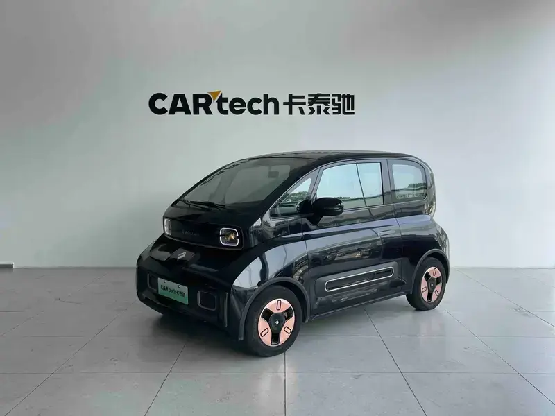 2022 Baojun Kiwi EV с пробегом 18 000 км