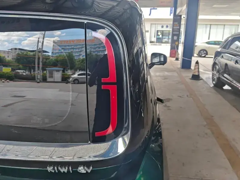 2023 Baojun Kiwi EV с пробегом 80 000 км