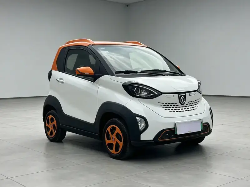 2019 Baojun E100 с пробегом 30 000 км