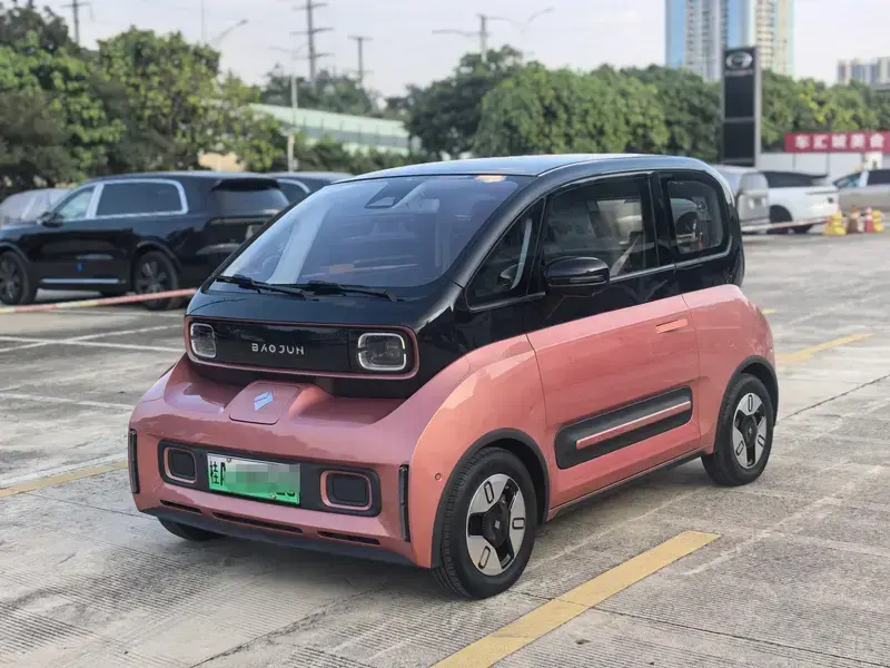 2020 Baojun E300 с пробегом 65 000 км