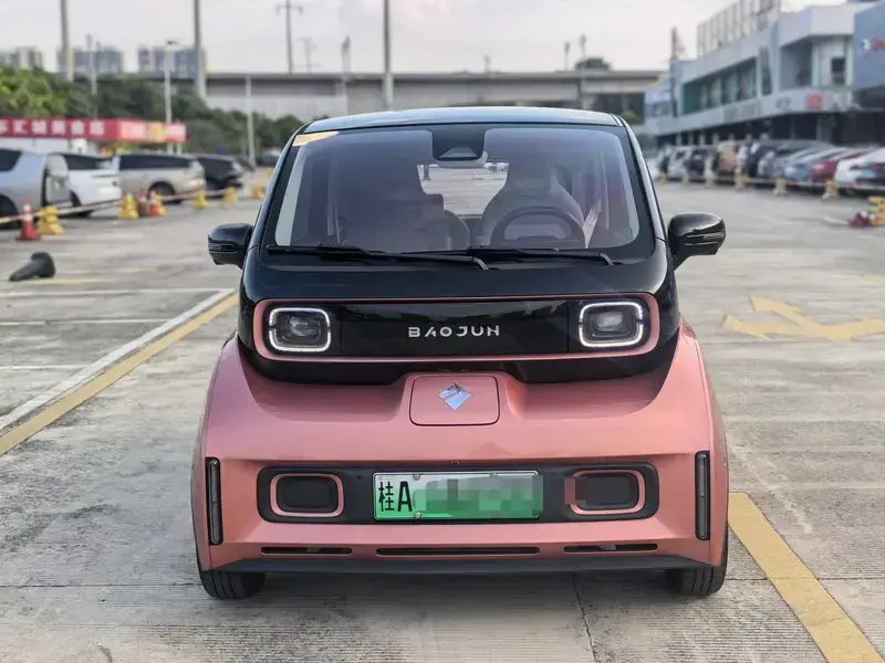 2020 Baojun E300 с пробегом 65 000 км