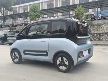 2020 Baojun E300 с пробегом 19 000 км